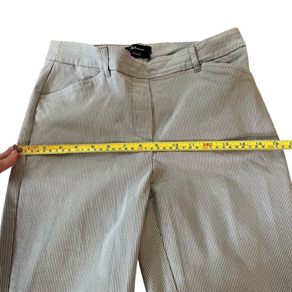 Reitmans The Iconic Slim Fit Dress Pants Size 6 Gray White Pinstripe Trousers - Picture 4 of 12